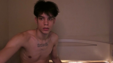 Gusstafun  06-11-2021 video nipples